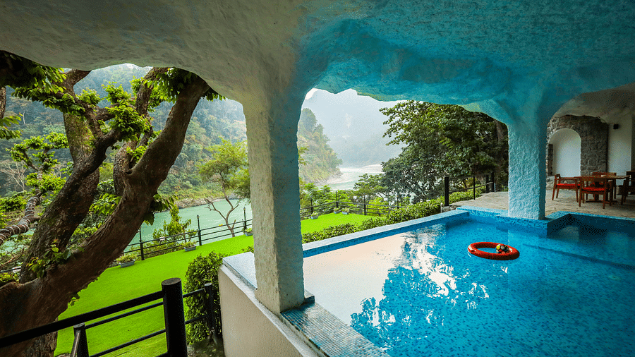 swimming pool_ganges
